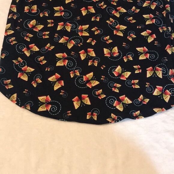 LulaRoe
Butterfly T-Shirt - Size XS - Picture 11 of 11